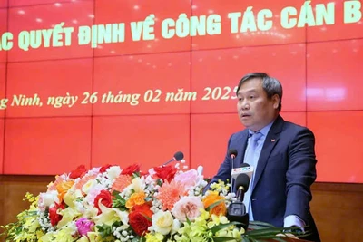 Bí thư Tỉnh ủy Quảng Ninh Vũ Đại Thắng phát biểu chỉ đạo tại hội nghị.