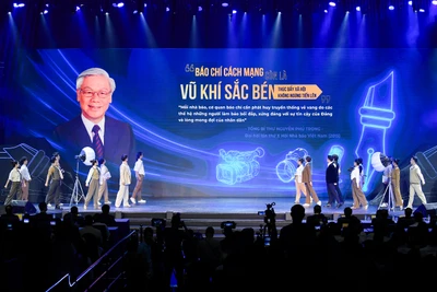 [Ảnh] Lễ trao Giải Báo chí quốc gia lần thứ XVIII: Ấn tượng, hiện đại và sáng tạo 