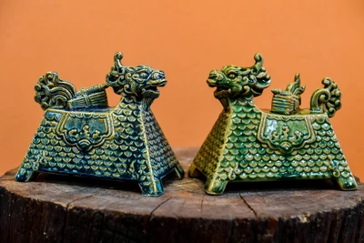 [Ảnh] Khám phá quy trình biến đất sét thành... rồng của nghệ nhân gốm Bát Tràng