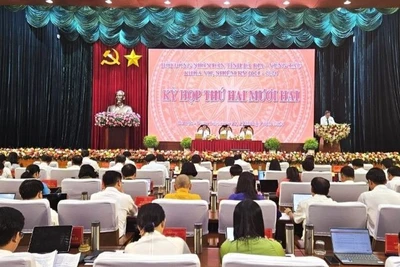 Toàn cảnh kỳ họp.