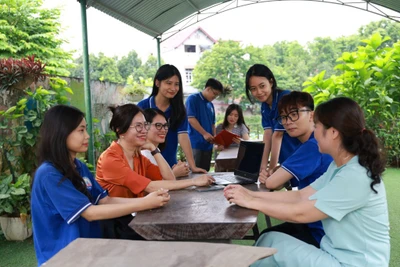 Một buổi khai vấn tâm lý cho học sinh trường THPT Kim Ngọc.