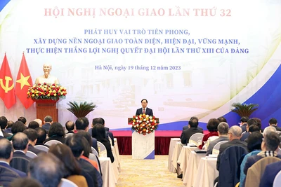 Phiên khai mạc Hội nghị Ngoại giao lần thứ 32. (Ảnh NGỌC CHÂU)
