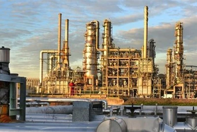 Một cơ sở lọc dầu của Nga. (Ảnh: The Moscow Times/TTXVN)