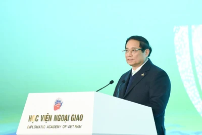 Thủ tướng Phạm Minh Chính phát biểu tại Diễn đàn Tương lai ASEAN 2025. (Ảnh: TRẦN HẢI)