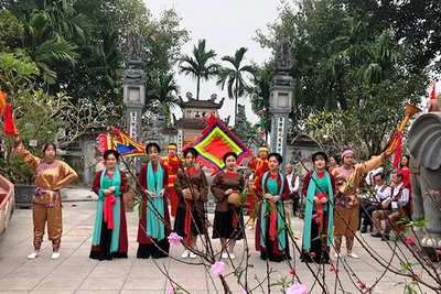 Hội hát Chèo tàu Tổng Gối. (Ảnh: Sở Văn hóa-Thể thao Hà Nội)