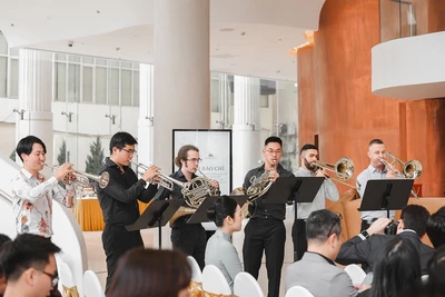 Các nghệ sĩ biểu diễn tại buổi gặp gỡ báo chí. (Ảnh: Hòa Nguyễn)