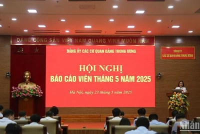 Quang cảnh hội nghị báo cáo viên tháng 5/2025. (Ảnh: HẢI ĐĂNG)