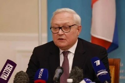 Thứ trưởng Ngoại giao Nga Sergey Ryabkov phát biểu tại một cuộc họp báo ở Geneva, Thụy Sĩ. (Ảnh: Getty Images/TTXVN)