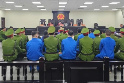 Phiên tòa xét xử vụ án mua bán trái phép chất ma túy tại Tòa án nhân dân thành phố Hà Nội. (Ảnh minh họa KHẢI HOÀN).