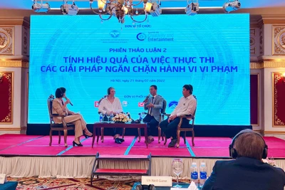 Tổng Giám đốc Thủ đô Multimedia Nguyễn Ngọc Hân trình bày giải pháp công nghệ giúp ngăn chặn vi phạm bản quyền nội dung số. 