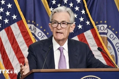 Chủ tịch Cục Dự trữ Liên bang (FED) Mỹ Jerome Powell trong cuộc họp báo tại Washington. (Ảnh: THX/TTXVN)