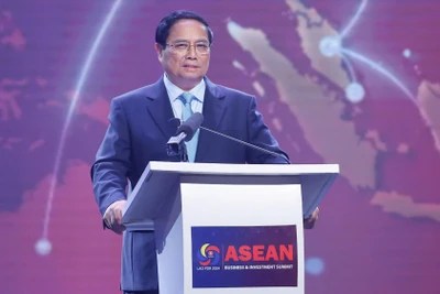 Thủ tướng Phạm Minh Chính phát biểu ý kiến tại Hội nghị Thượng đỉnh Kinh doanh và Đầu tư ASEAN 2024. (Ảnh: Nhật Bắc/VGP)