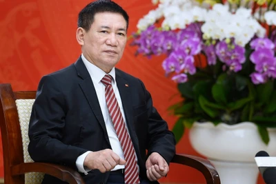 Bộ trưởng Tài chính Hồ Đức Phớc.