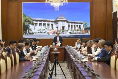 Toàn cảnh cuộc họp. 