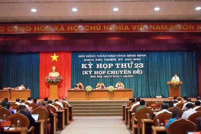 Toàn cảnh kỳ họp.