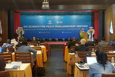 Quang cảnh buổi hội thảo.