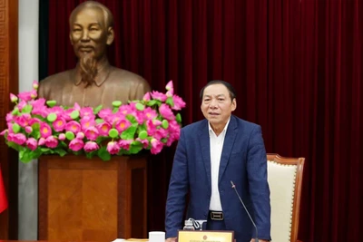 Bộ trưởng Văn hóa, Thể thao và Du lịch Nguyễn Văn Hùng đánh giá cao công tác xây dựng dự thảo Chương trình. 