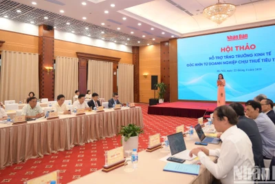 Toàn cảnh hội thảo.