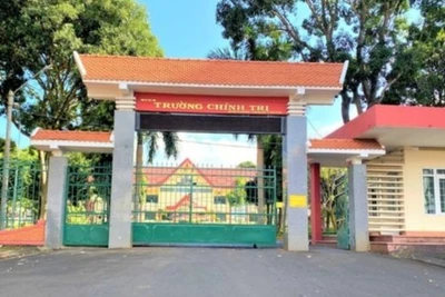 Trường Chính trị tỉnh Đắk Lắk, nơi xảy ra nhiều vi phạm phải thi hành kỷ luật Đảng ủy và nhiều cán bộ, đảng viên.