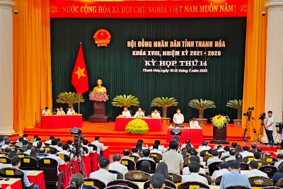 Quang cảnh buổi chất vấn của Hội đồng nhân dân tỉnh Thanh Hóa.