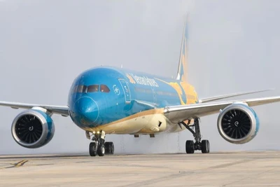 Vietnam Airlines ra mắt 2 gói sản phẩm biểu tượng "Vàng Son 30" và "Glory 30", thay lời tri ân sâu sắc gửi tới khách hàng đã đồng hành cùng Hãng suốt 3 thập kỷ qua.