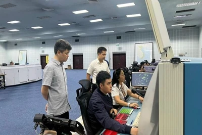 Quyền Tổng giám đốc Tổng Công ty Quản lý Bay Việt Nam (VATM) Nguyễn Công Long trực tiếp chỉ đạo công tác chuyển đổi, đưa Phân khu 7 (ACC HCM) vào khai thác.