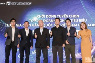 Đại diện Cục Xúc tiến thương mại và các đối tác khởi động tuyển chọn doanh nghiệp tham gia Gian hàng Quốc gia Việt Nam.