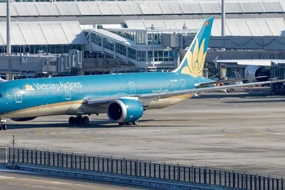 Máy bay Vietnam Airlines tại sân bay Frankfurt.