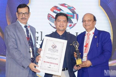 Hãng hàng không Vietjet vừa được vinh danh với ba giải thưởng nhân sự quốc tế tại Đại hội Phát triển Nguồn nhân lực Thế giới lần thứ 33 diễn ra tại thành phố Mumbai, Ấn Độ.