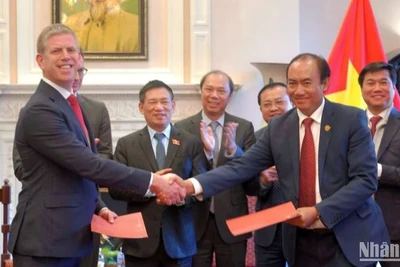 Hãng hàng không Vietjet và AV AirFinance vừa ký thỏa thuận hợp tác tổng trị giá 300 triệu USD.