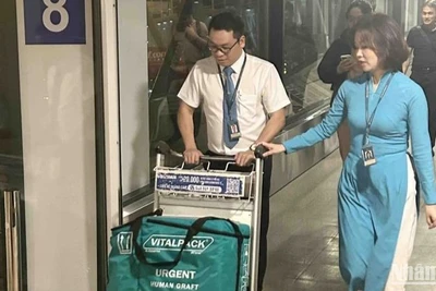 Chuyến bay “thần tốc” vận chuyển mô tạng đã mang lại cơ hội hồi sinh sự sống cho hai bệnh nhân.