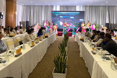 Quang cảnh buổi gặp.