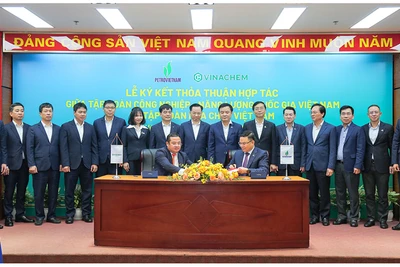Petrovietnam và Vinachem ký hợp tác toàn diện tận dụng thế mạnh riêng mỗi bên và tạo hiệu ứng cộng hưởng, nâng cao hiệu quả hoạt động sản xuất kinh doanh.