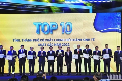 Công bố Báo cáo thường niên "Chỉ số Năng lực cạnh tranh cấp tỉnh" (PCI) 2022. Ảnh: Minh Dũng