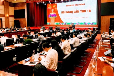 Quang cảnh Hội nghị lần thứ 18 Thành ủy Hải Phòng.