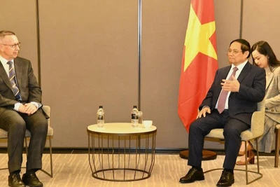 Thủ tướng Phạm Minh Chính tiếp ông Neil Quigley, Hiệu trưởng Trường đại học Waikato.