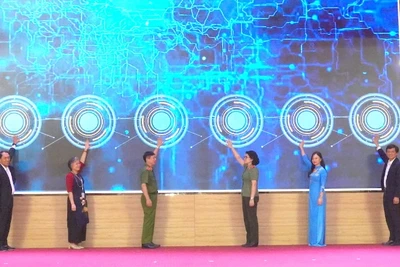 Nghi thức phát động cuộc thi.