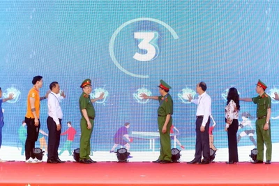 Nghi thức phát động Tháng hành động phòng, chống ma túy năm 2025.