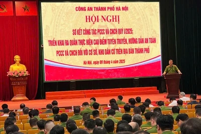 Toàn cảnh hội nghị.