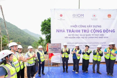 Khởi công xây dựng Nhà tránh trú cộng đồng do IOM thực hiện với nguồn viện trợ từ Chính phủ Nhật Bản. (Ảnh: IOM)