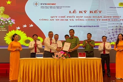 Lãnh đạo hai đơn vị ký kết quy chế phối hợp giai đoạn 2022-2027.