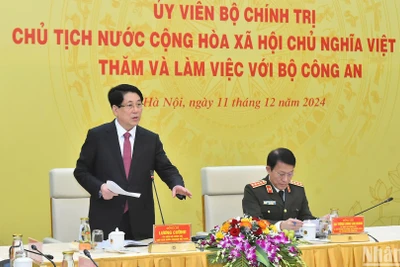 Chủ tịch nước Lương Cường thăm và làm việc với Bộ Công an.