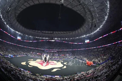 Quang cảnh sân vận động Lusail trong lễ khai mạc Asian Cup 2023. (Ảnh: AFP/TTXVN)