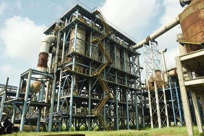 Dây chuyền sản xuất thép xây dựng dở dang của dự án TISCO-2 tại khu vực Lưu Xá (Thái Nguyên). (Ảnh TRẦN HẢI)