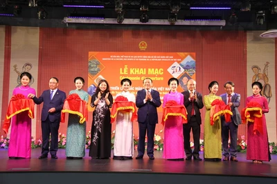 Xúc tiến du lịch và quảng bá văn hóa Việt Nam tại Pháp trong bối cảnh mới