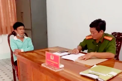 Tùng đã có khai gian dối bị trộm đột nhập lấy tài sản.