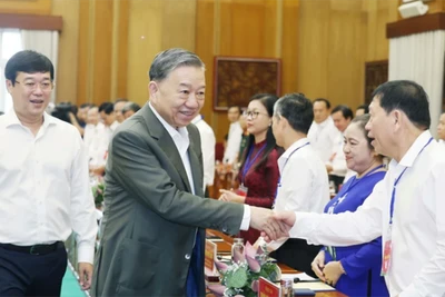 Tổng Bí thư Tô Lâm với các đại biểu.