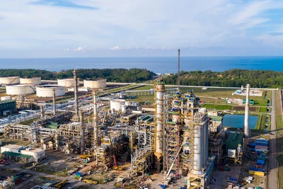 Nhà máy lọc dầu Dung Quất