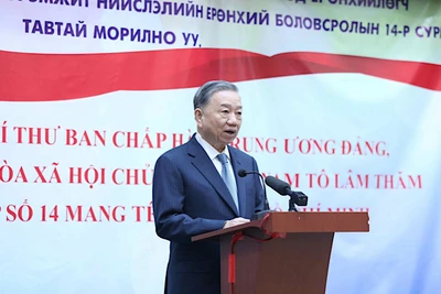 Tổng Bí thư, Chủ tịch nước Tô Lâm phát biểu ý kiến tại buổi thăm Trường liên cấp số 14 mang tên Chủ tịch Hồ Chí Minh. (Ảnh: NGUYỄN HỒNG)