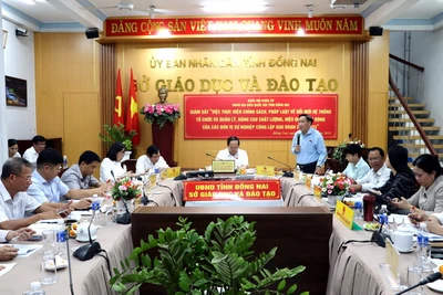 Quang cảnh buổi giám sát. 